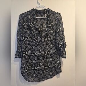 Streetwear Society Black and White Geometric Sheer Blouse